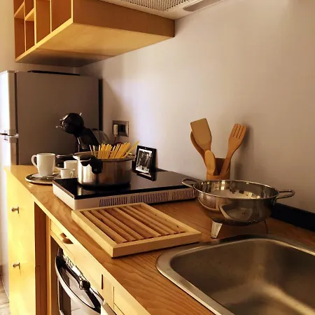 Apartment Euphorbia House, Confort E Intimita In Centro. Cagliari