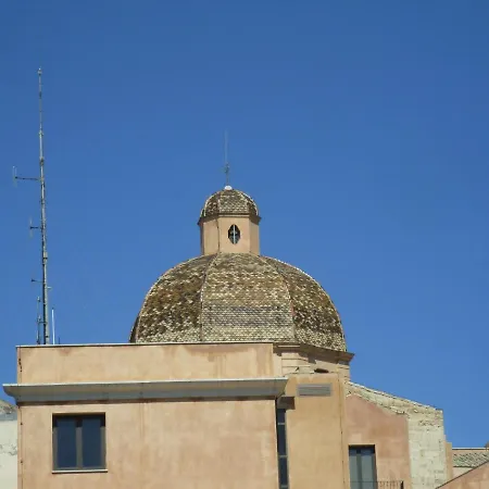 Euphorbia House, Confort E Intimita In Centro. Apartment
